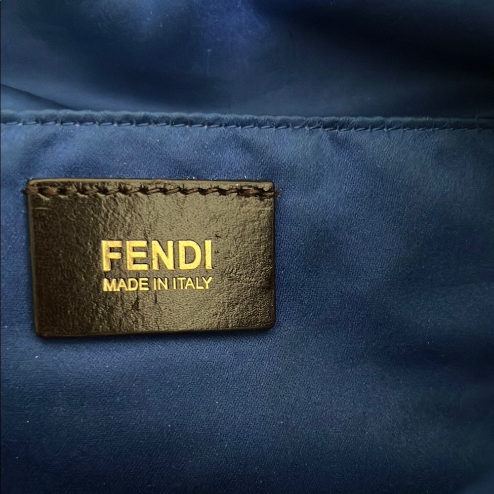 Fendi Vitello Savana Forever Blue Leather Crossbody Bag authentic - Picture 14 of 16